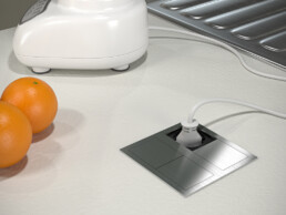 Vestavn&aacute; z&aacute;suvkov&aacute; jednotka do kuchyně Versahit